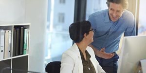 Comment améliorer la communication avec son patron pour un travail plus efficace